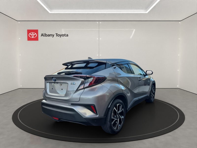 2018 Toyota C-HR 1.8P/Hybrid G Spec image 3