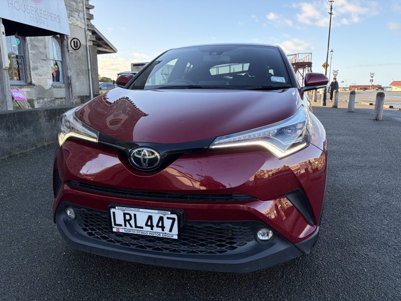 2018 Toyota C-HR image 2