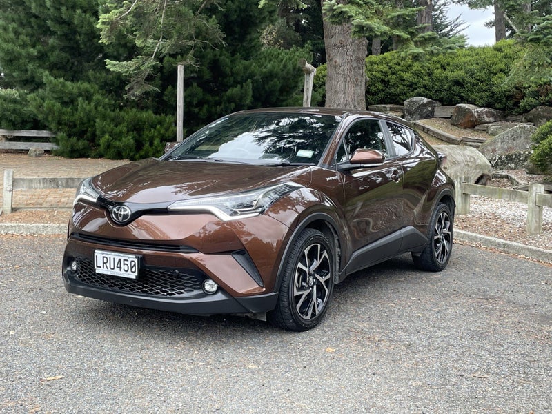 2018 Toyota C-HR AWD image 3