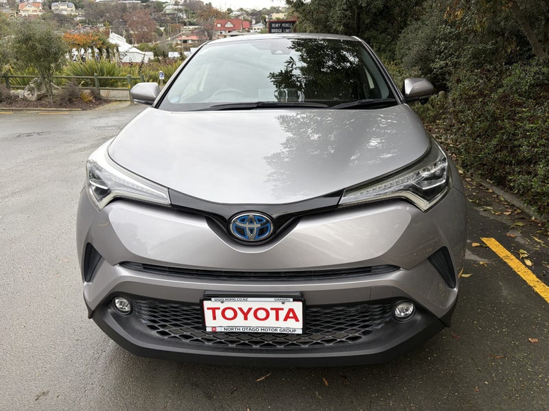 2018 Toyota C-HR G image 2