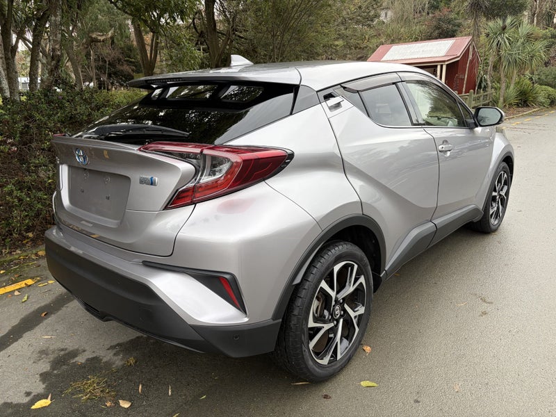 2018 Toyota C-HR G image 3