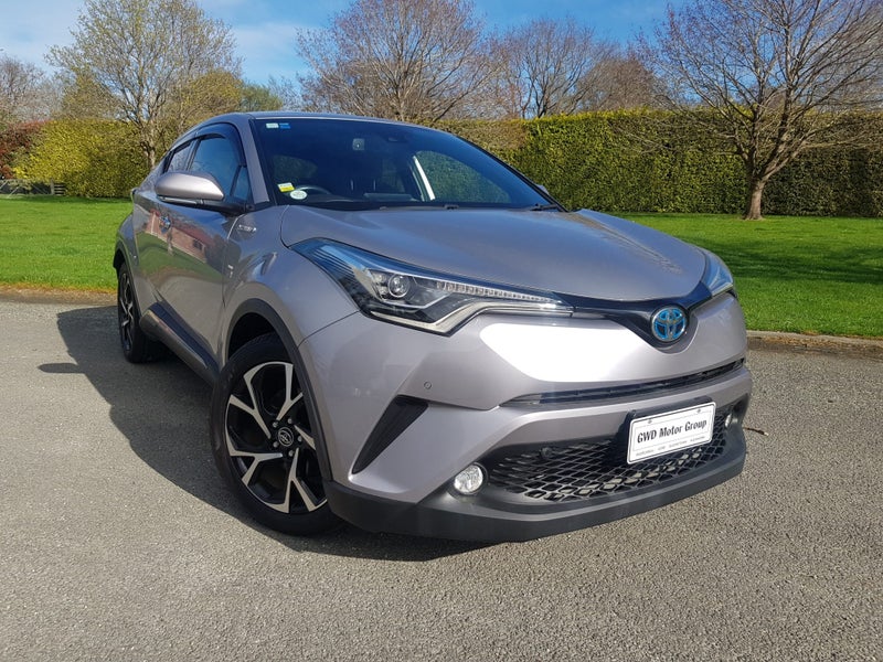 2018 Toyota C-HR G LED Edition CVT FWD image 1