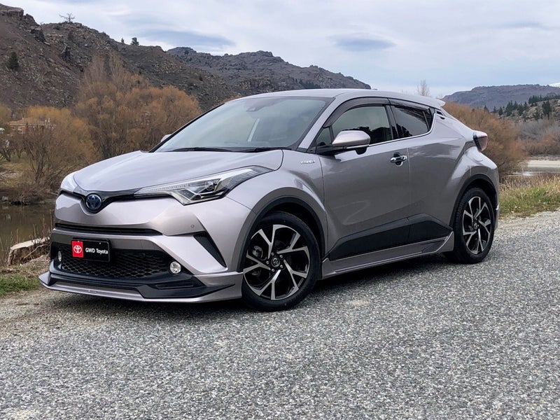 2018 Toyota C-HR Hybrid 1.8 Auto Hybrid LED Edi... image 3
