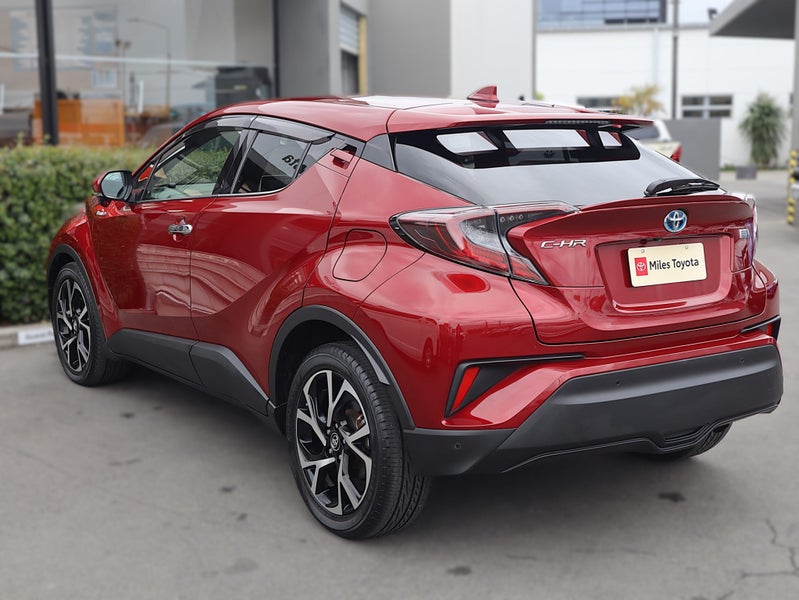 2018 Toyota C-HR HYBRID G, Push Start image 5