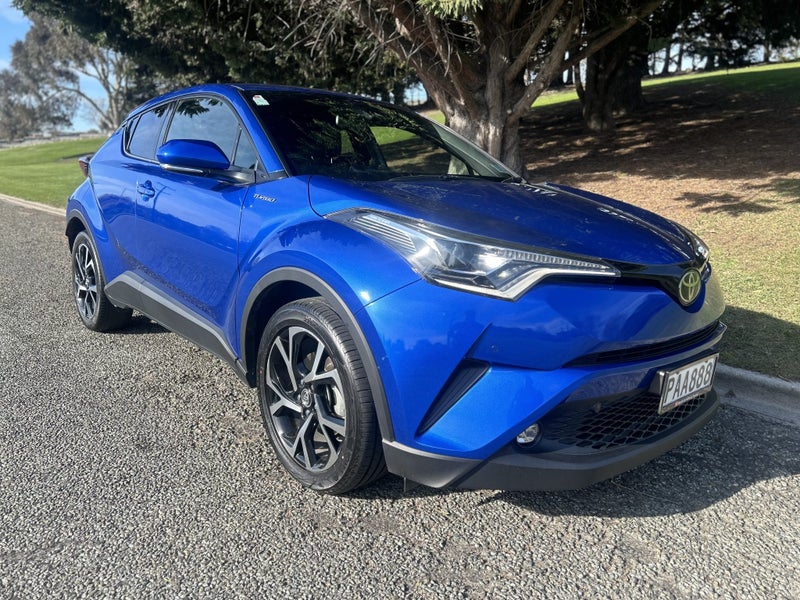 2018 Toyota C-HR Limited 1.2PT CVT FWD SUV/5D/5S image 2