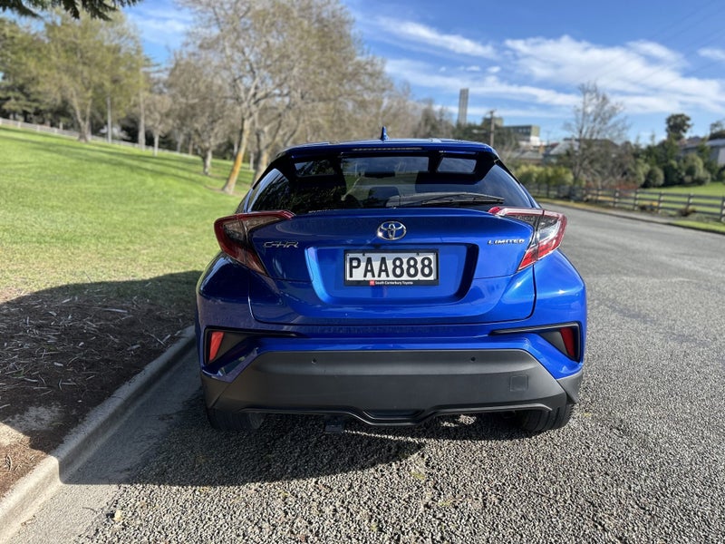 2018 Toyota C-HR Limited 1.2PT CVT FWD SUV/5D/5S image 5