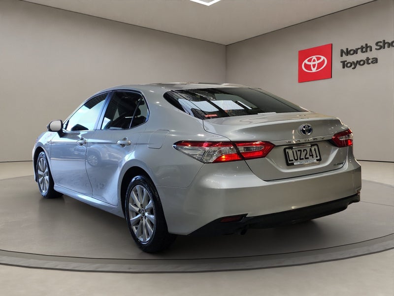 2018 Toyota Camry GX 2.5L Hybrid FWD Sedan image 5