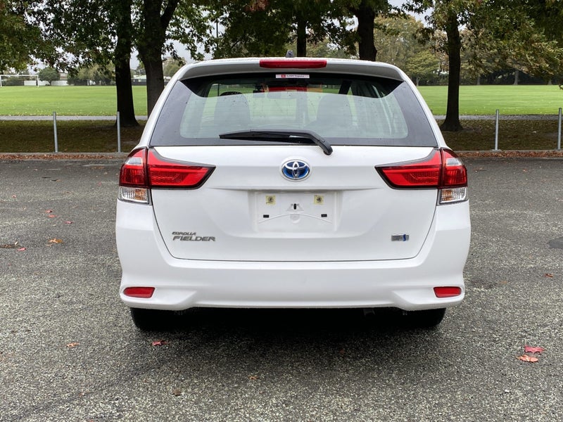 2018 Toyota Corolla 1.5 Hybrid Wagon CVT 2WD image 4