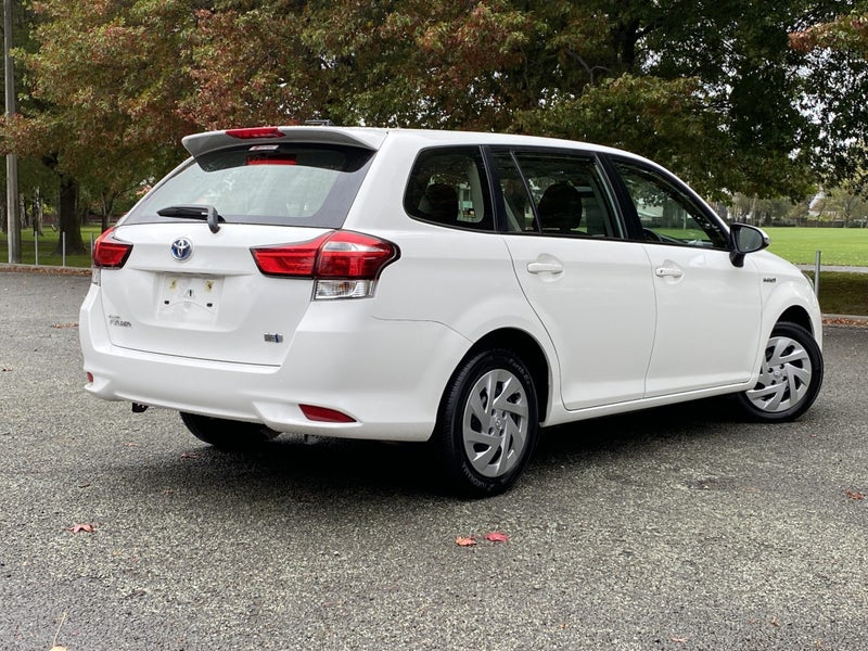 2018 Toyota Corolla 1.5 Hybrid Wagon CVT 2WD image 5