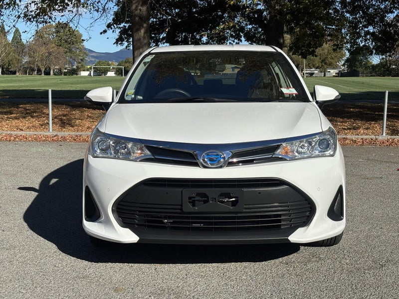 2018 Toyota Corolla 1.5 Hybrid Wagon CVT 2WD image 2