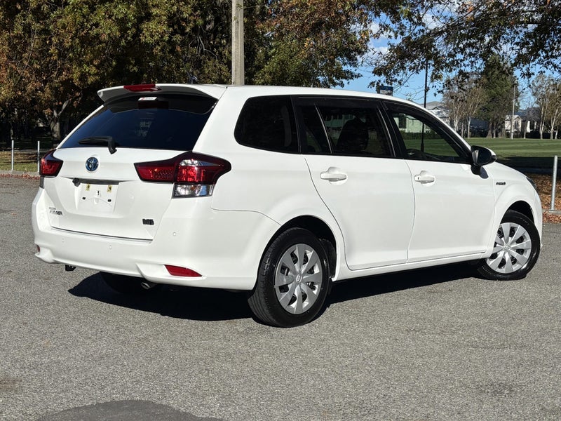2018 Toyota Corolla 1.5 Hybrid Wagon CVT 2WD image 5