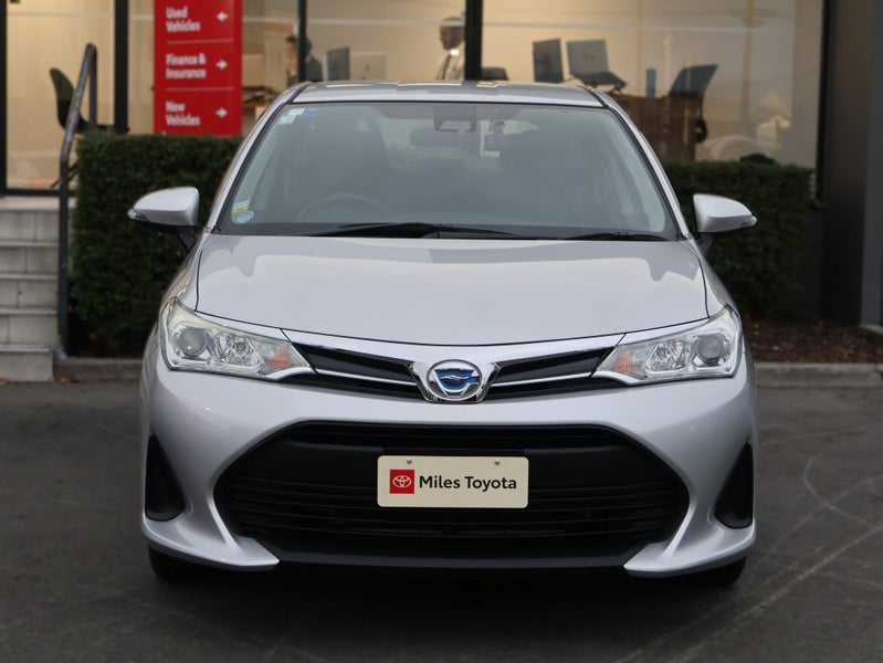 2018 Toyota Corolla 1.5 Hybrid Wagon CVT 2WD image 2