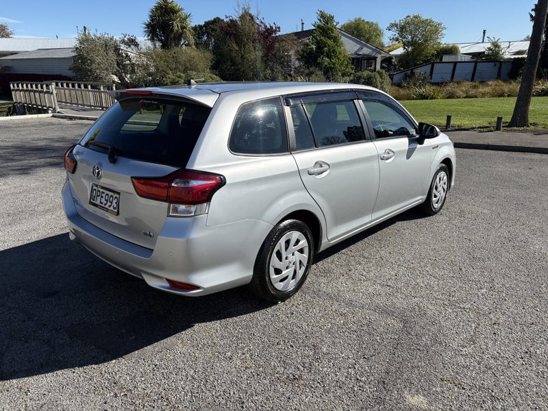 2018 Toyota Corolla 1.5 Hybrid Wagon CVT 2WD (N... image 3