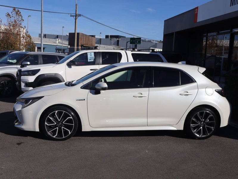 2018 Toyota Corolla 1.8 Hybrid Sport image 4