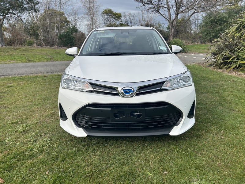 2018 Toyota Corolla Fielder 1.5 Hybrid EX Autom... image 2