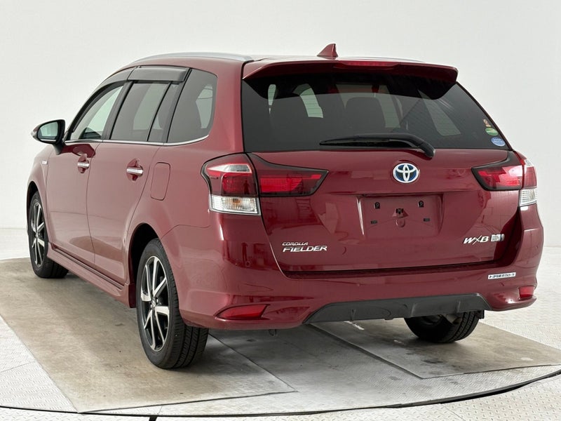2018 Toyota Corolla Fielder 1.5 Hybrid G image 4