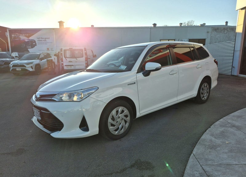 2018 Toyota Corolla Fielder 1.5 Hybrid G Automa... image 3