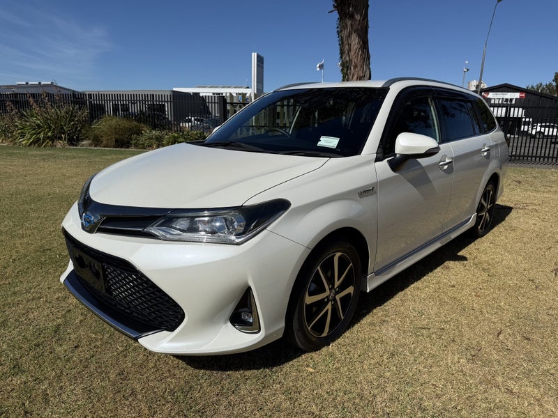 2018 Toyota Corolla Fielder 1.5 Hybrid G WxB Au... image 3