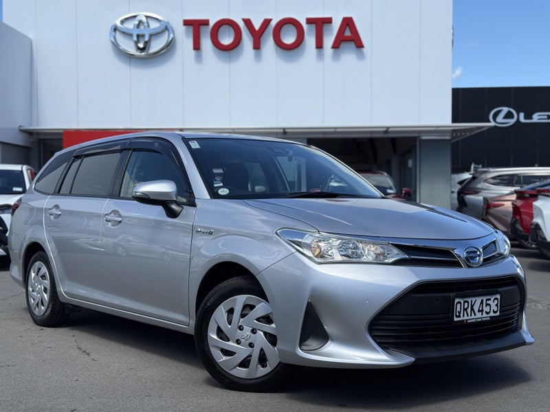 2018 Toyota Corolla Fielder 1.5 Hybrid Wagon CV... image 1