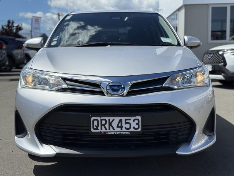 2018 Toyota Corolla Fielder 1.5 Hybrid Wagon CV... image 5