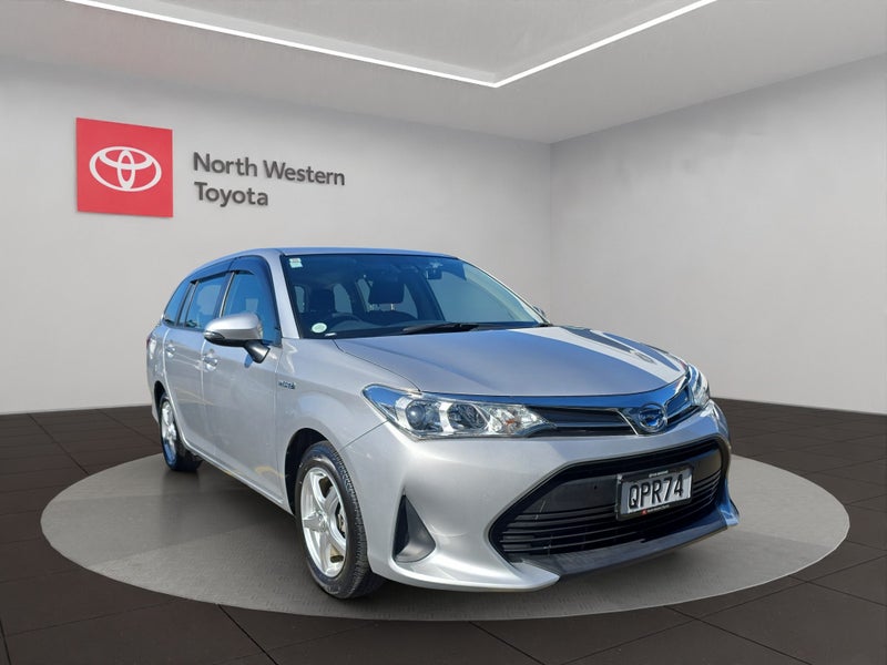 2018 Toyota Corolla Fielder 1.5L Hybrid 2WD Wagon image 1