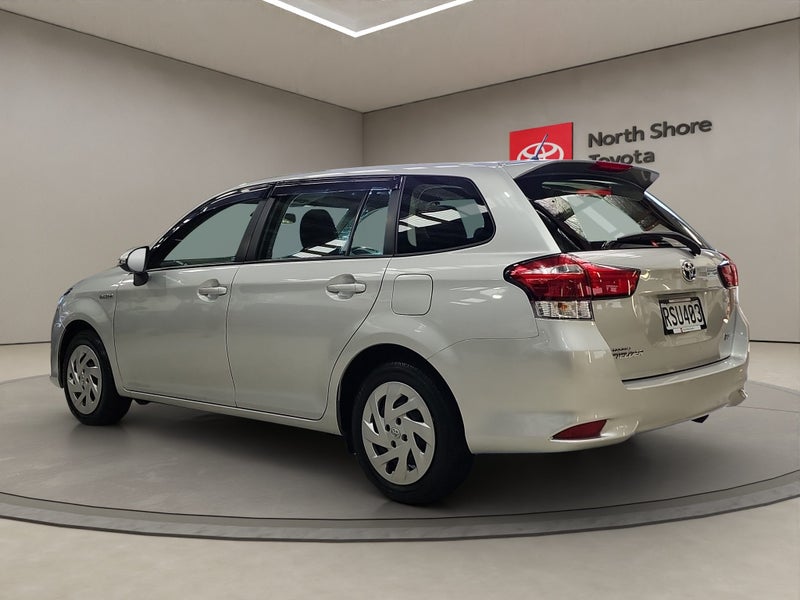 2018 Toyota Corolla Fielder 1.5L Hybrid FWD Sta... image 5