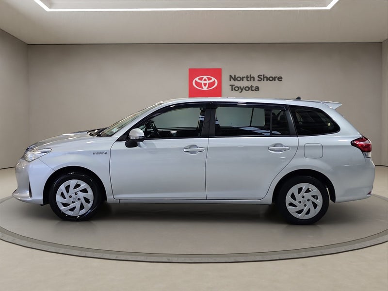 2018 Toyota Corolla Fielder 1.5L Hybrid FWD Sta... image 4