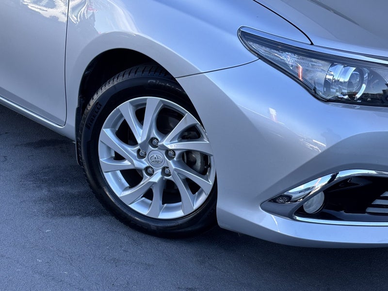 2018 Toyota Corolla GLX 1.8 PETROL ECONOMICAL H... image 5