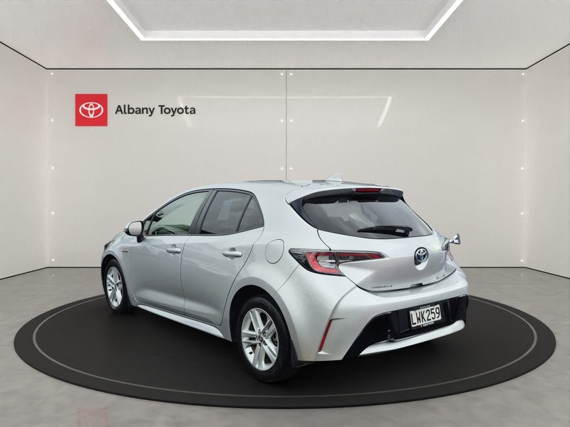 2018 Toyota Corolla GX 1.8P HV CVT FWD HB/5D/5S... image 3