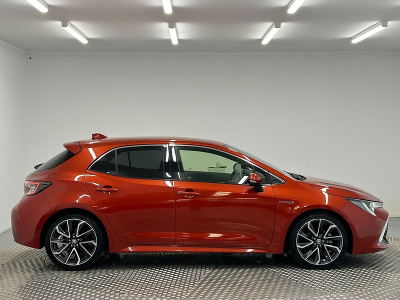 2018 Toyota Corolla Sport 1.8 Hybrid G image 2