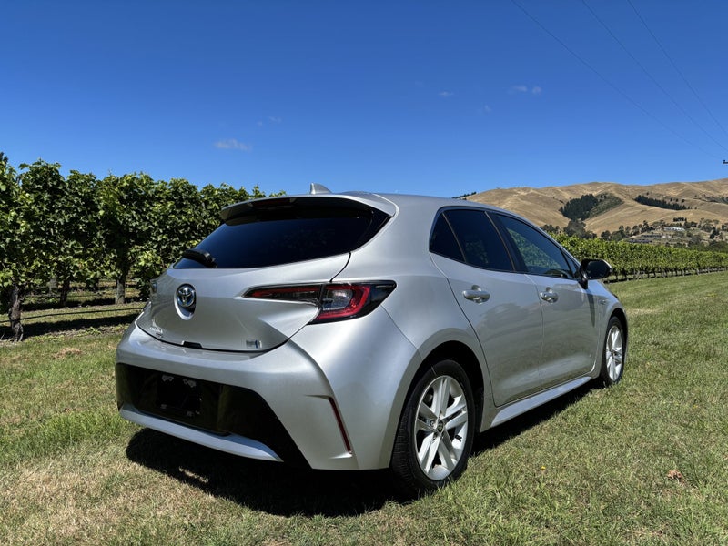 2018 Toyota Corolla Sport 1.8 Hybrid G 5 Dr Hat... image 4