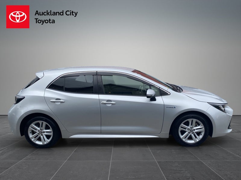 2018 Toyota Corolla Sport 1.8 Hybrid G 5 Dr Hat... image 2