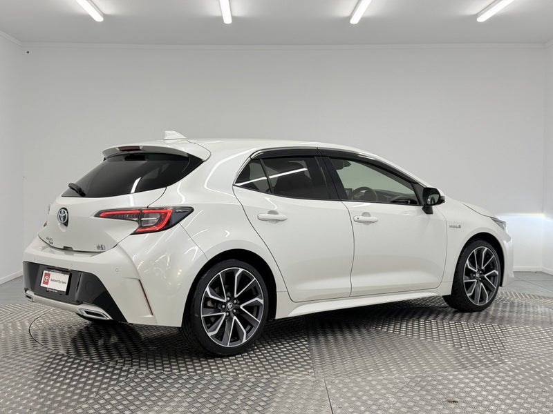 2018 Toyota Corolla Sport 1.8 Hybrid G Z image 3