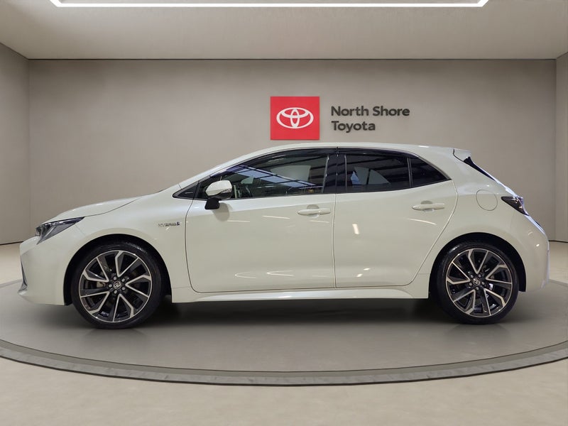 2018 Toyota Corolla Sport 1.8L Hybrid G 2WD Hat... image 5