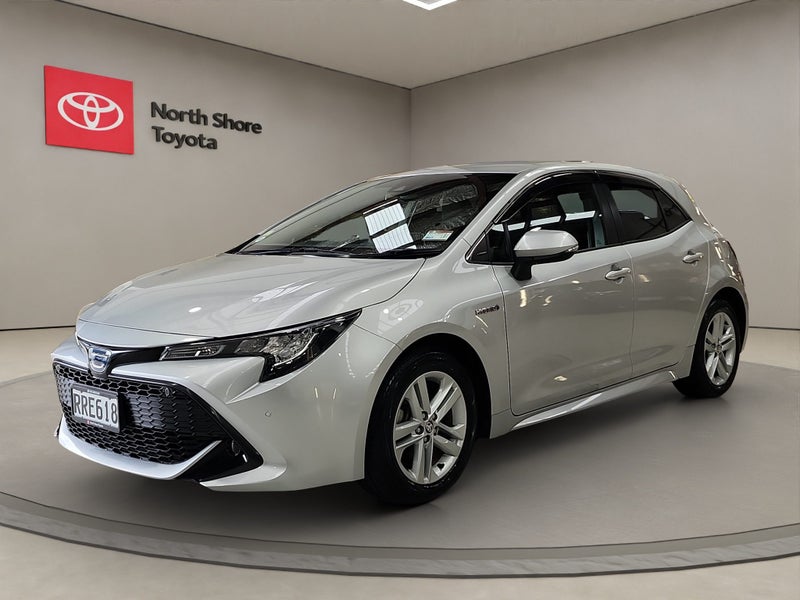 2018 Toyota Corolla Sport 1.8L Hybrid G FWD Hat... image 3