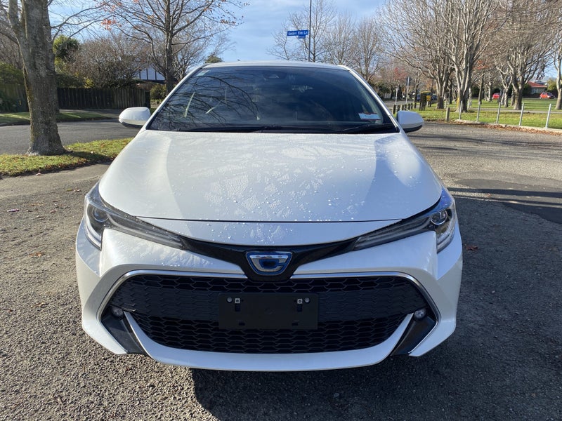 2018 Toyota Corolla Sport 1.8P Hybrid Hatch image 3