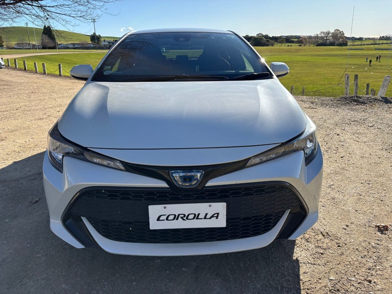 2018 Toyota Corolla Sport image 4