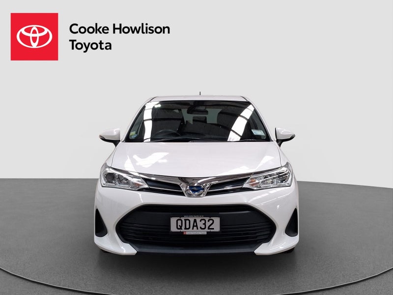 2018 Toyota Corolla Wagon 1.5L Hybrid image 2
