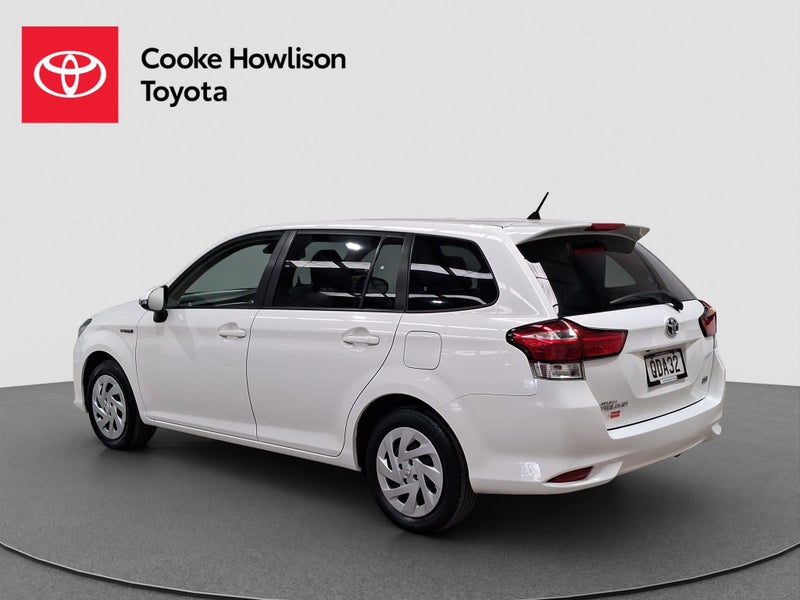 2018 Toyota Corolla Wagon 1.5L Hybrid image 4