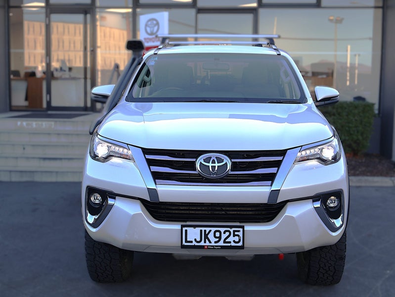 2018 Toyota Fortuner 4WD GXL 2.8 Diesel Auto image 2