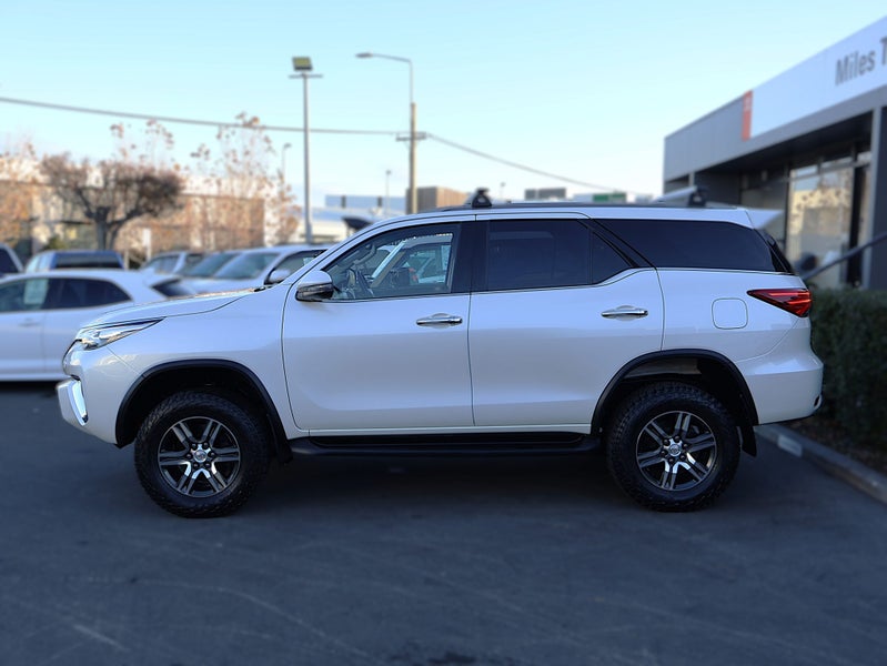 2018 Toyota Fortuner 4WD GXL 2.8 Diesel Auto image 4