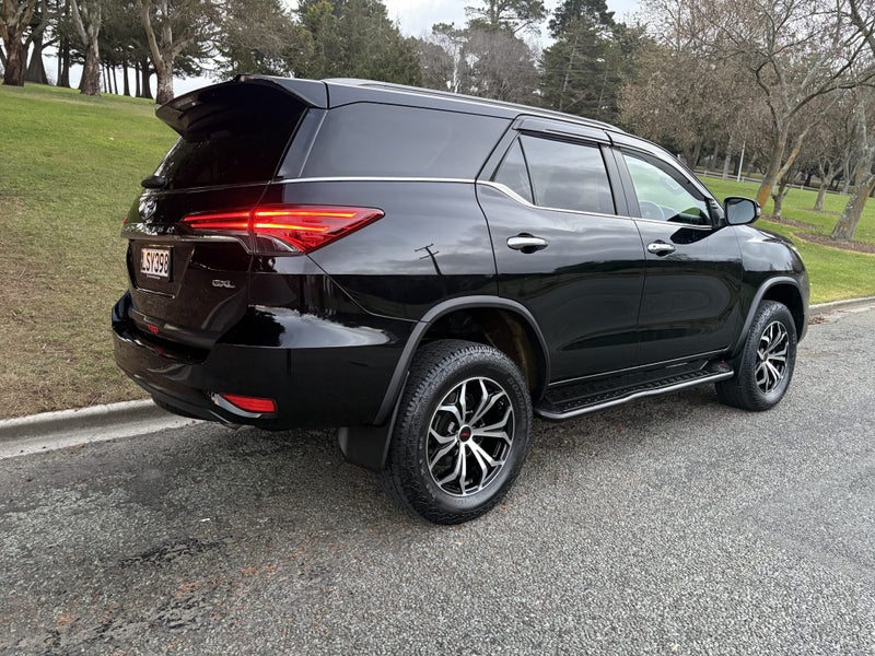 2018 Toyota Fortuner 4WD GXL 2.8DT SUV/5 6AT image 5