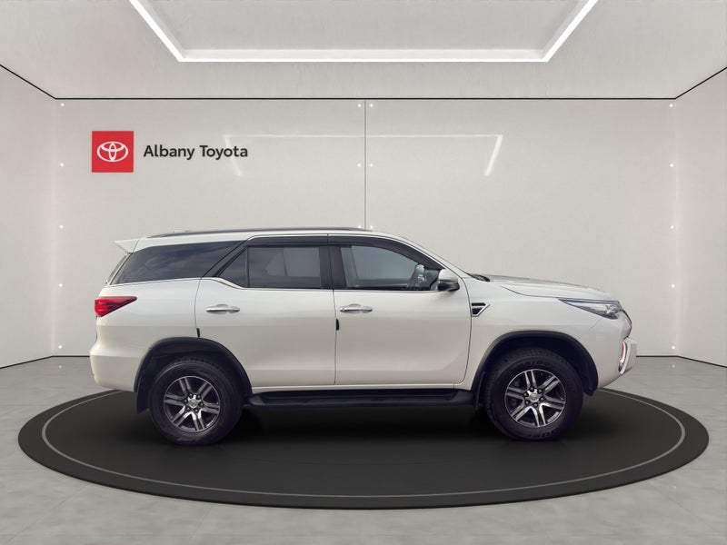 2018 Toyota Fortuner 4WD GXL 2.8DT SUV/5 6AT (G... image 2