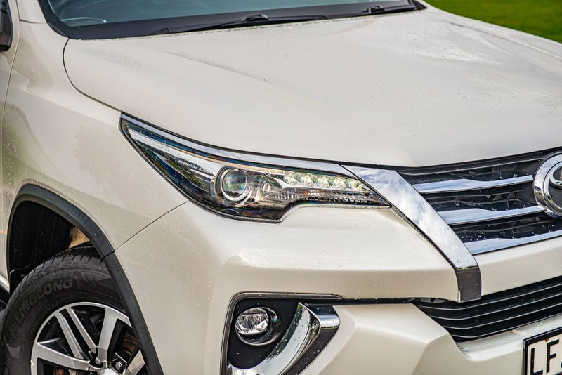 2018 Toyota Fortuner 4WD LIMITED 2.8DT image 2