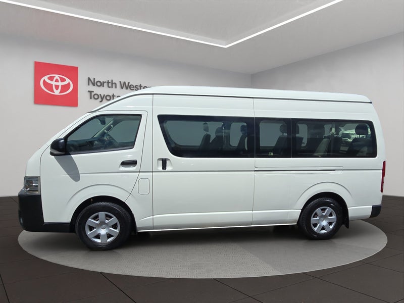 2018 Toyota Hiace Minibus 3.0L Diesel Turbo Van image 4