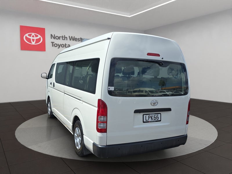 2018 Toyota Hiace Minibus 3.0L Diesel Turbo Van image 5