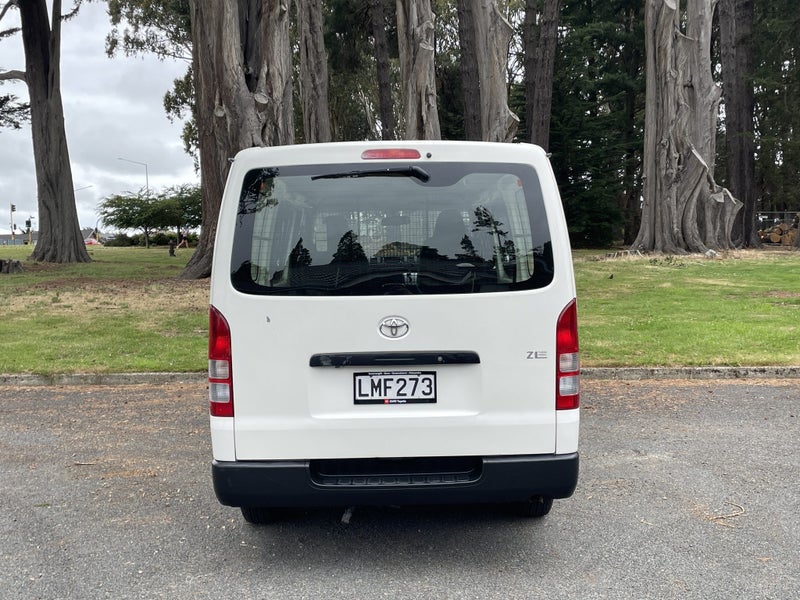 2018 Toyota Hiace ZL RWD 3.0TD image 5
