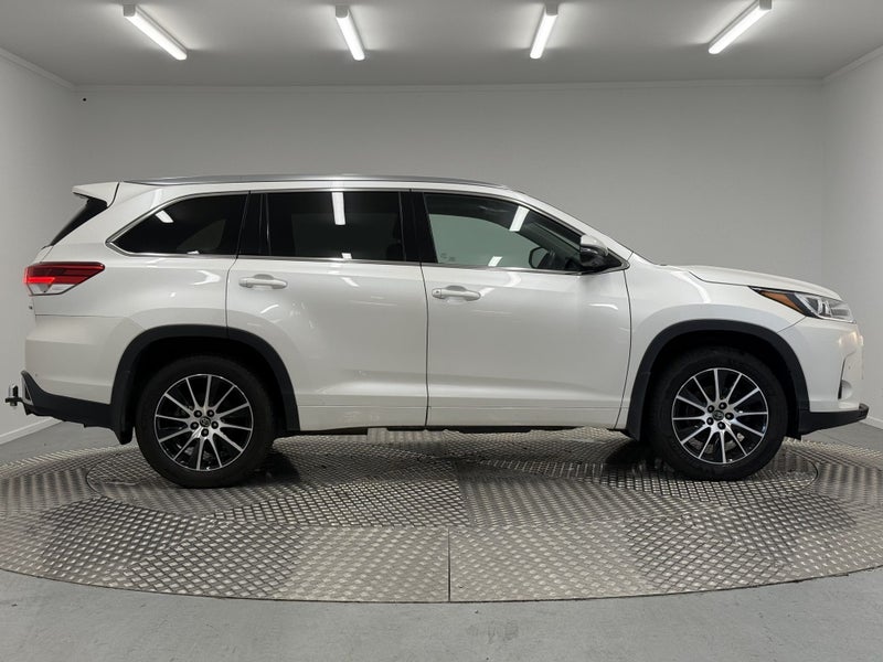 2018 Toyota Highlander Limited 3.5P 4WD image 2