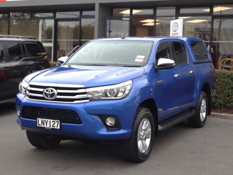 2018 Toyota Hilux 2WD SR5 2.8 AUTO image 3