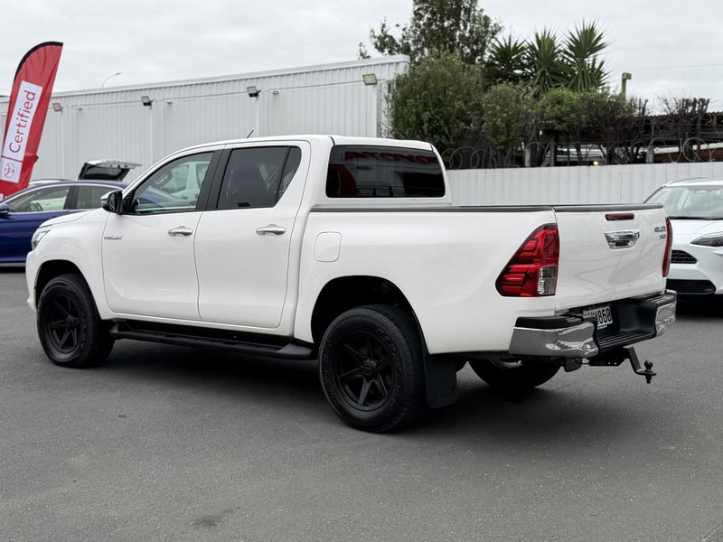 2018 Toyota Hilux 2WD SR5 2.8DT DOUBLE CAB UTE/... image 5